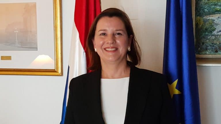 Veleposlanica Dr. Andrea Bekić