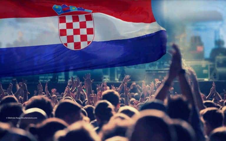 Knjiga Nikad Hrvatska - naslovnica