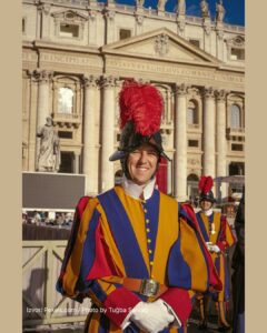 Pripadnici Švicarske garde povodom 520. obljetnice osnutka u Vatikanu - Croatis.ch