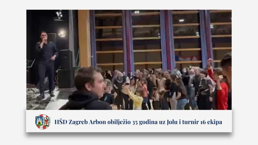 Nastup Joška Čaglja Jole pred publikom u dvorani Seeparksaal Arbon na proslavi 35 godina HŠD Zagreb Arbon.