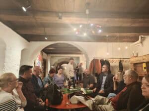 Smijeh na hrvatskom pokorio Baden: Saša Turković objasnio što je "Domovinsko vođenje ljubavi“ - Poslije Nastupa Druz...