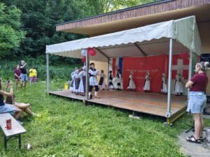 HKK Piknik u Badenu okupio hrvatsku zajednicu: Dan državnosti uz pjesmu, tradiciju i zajedništvo - Img 20260530 17140383...