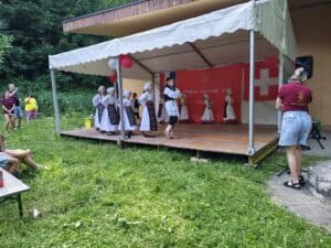 HKK Piknik u Badenu okupio hrvatsku zajednicu: Dan državnosti uz pjesmu, tradiciju i zajedništvo - IMG_20260530_17140544...