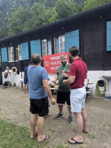 HKK Piknik u Badenu okupio hrvatsku zajednicu: Dan državnosti uz pjesmu, tradiciju i zajedništvo - PXL_20260530_17413643...