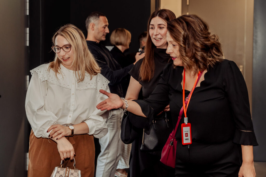 HKK25 u fotografijama: ljudi, susreti i trenuci jedne posebne večeri - HKK25 - Klara Kamenar, Morana Erdelja i Antonela G...